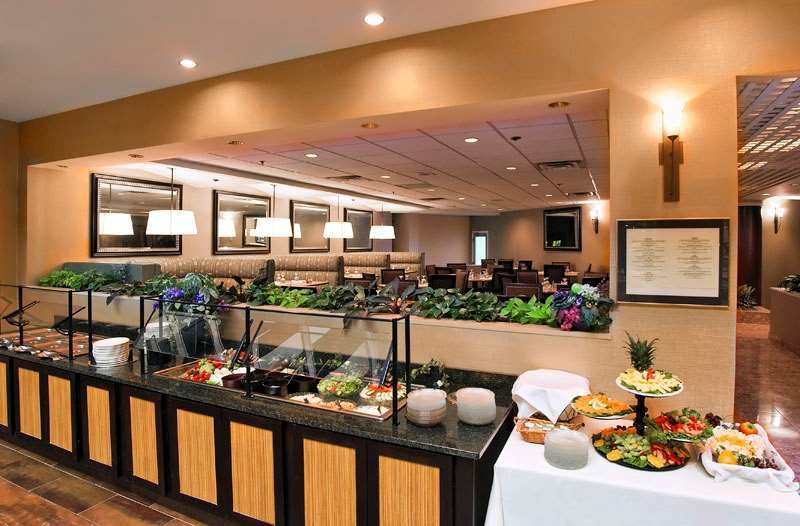 Hotel Embassy By Hilton North