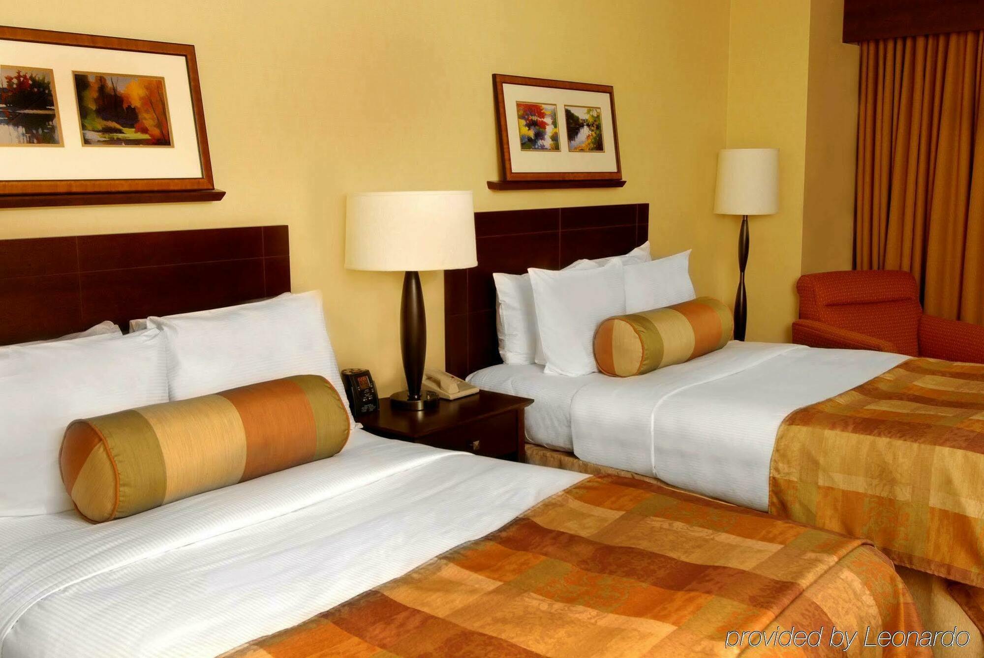 Hilton North Hotel