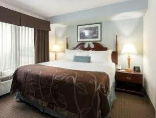 Hotel Express & - Northwest By Ihg Indianapolis
