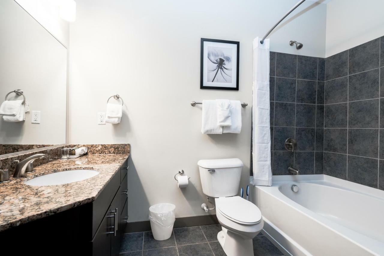 Mint House Downtown 4* Indianapolis