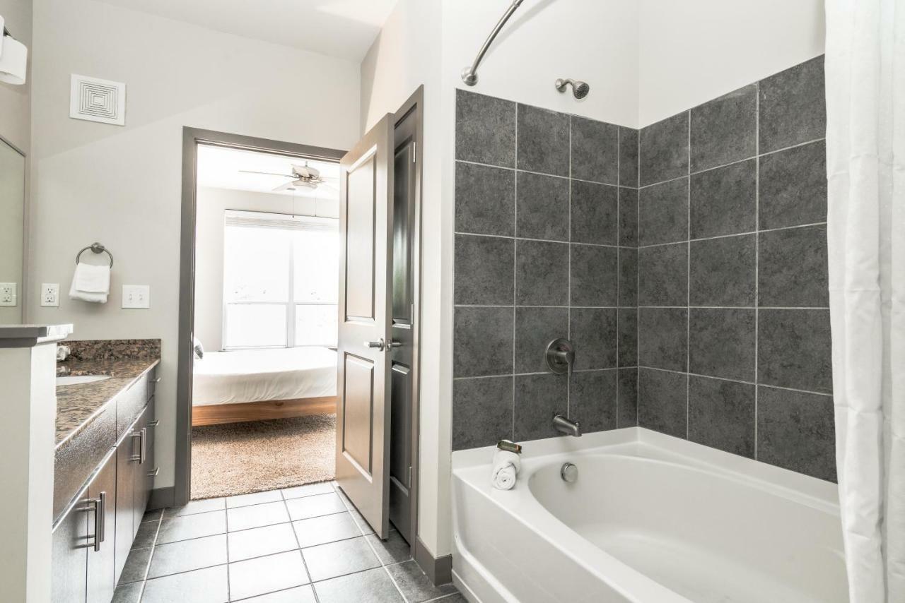 Mint House Downtown 4*