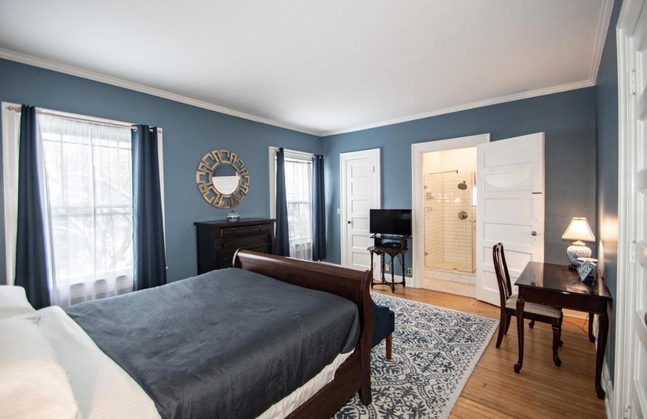 Inn Looking Glass 3*