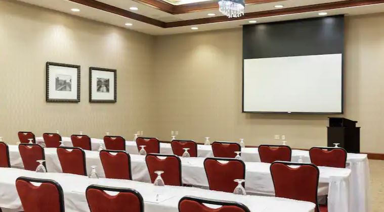 Hotel Hilton Garden South/greenwood 3*