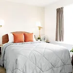 Intown Suites Extended Stay Indianapolis In -I70 Post Drive