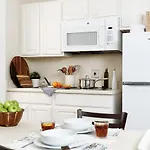 Intown Suites Extended Stay Indianapolis In -I70 Post Drive