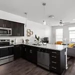 Cozysuites Upscale 2Br Near Fashion Mall