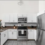 Cozysuites - 2Br With Direct Skybridge Access #6
