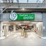 Free Parking Gym & Pool Downtown At Cityway