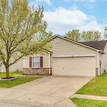 Indy Delight Charming House About 10 Mi To Downtown!