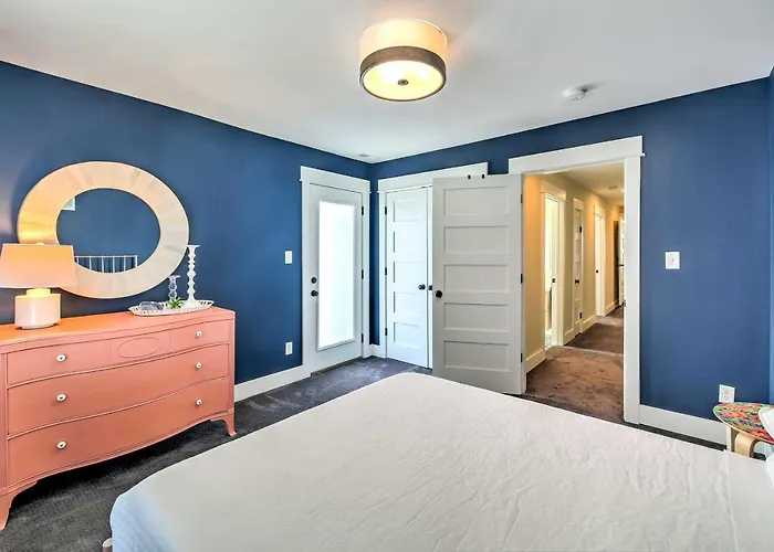 Indianapolis Vacation Rental 2 Mi To Downtown!