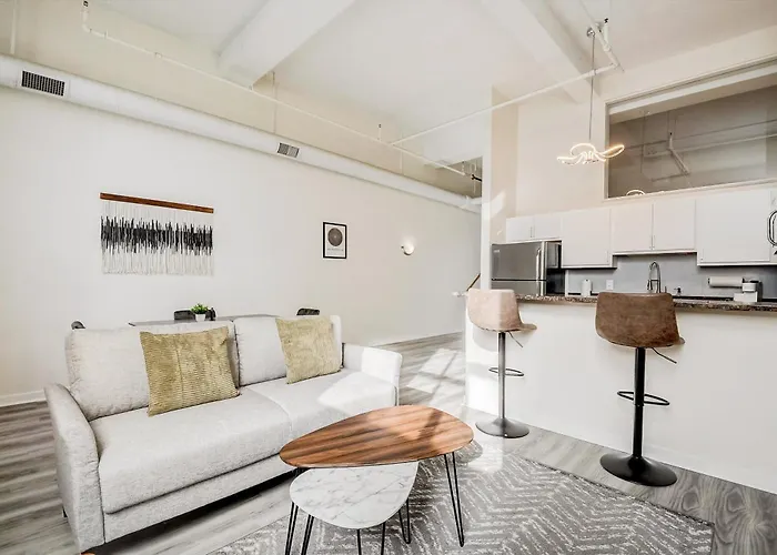 Cozysuites - 2Br With Direct Skybridge Access #5