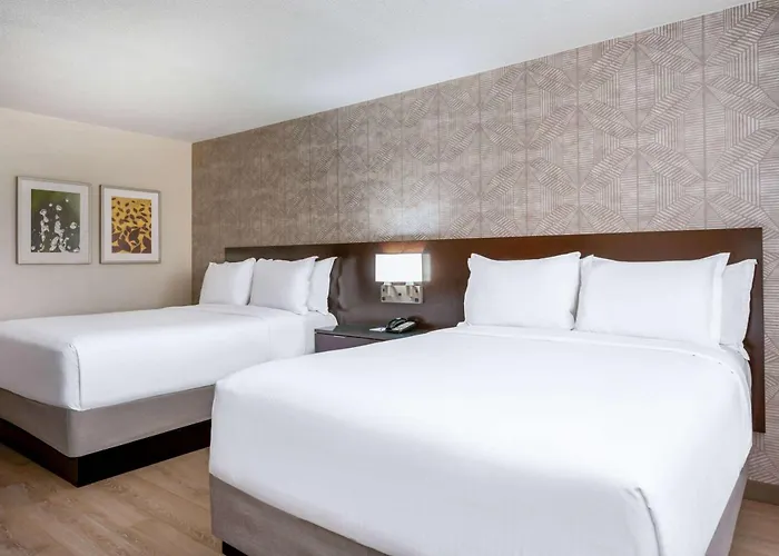 Wyndham Indianapolis Airport