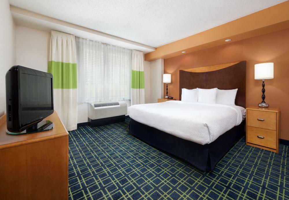 Fairfield Downtown Hotel Indianapolis
