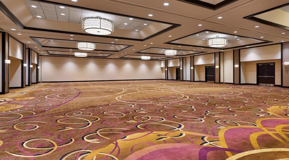 Hotel Sheraton At Keystone Crossing
