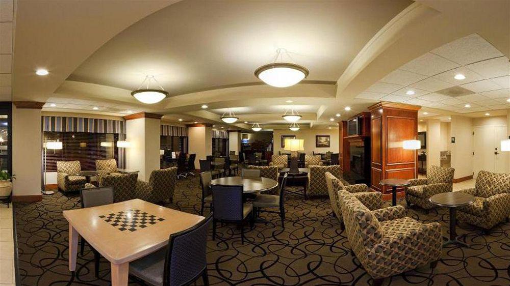 Express South By Ihg Hotel Indianapolis