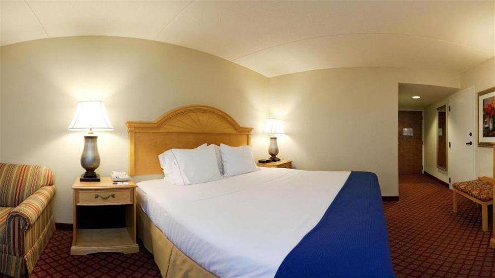 Express South By Ihg 2*