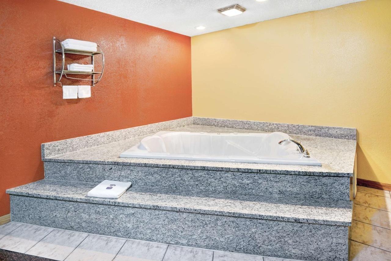 Express 4* Indianapolis