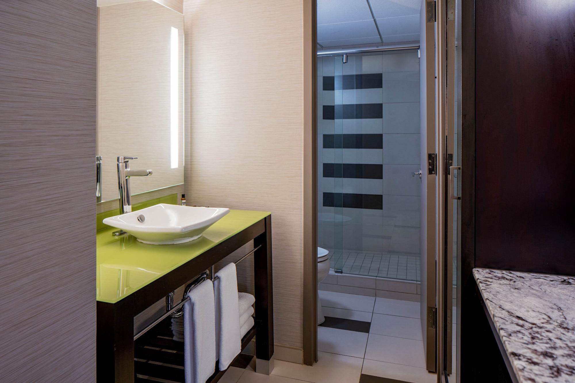 Hyatt Regency At State Capitol Hotel 4*