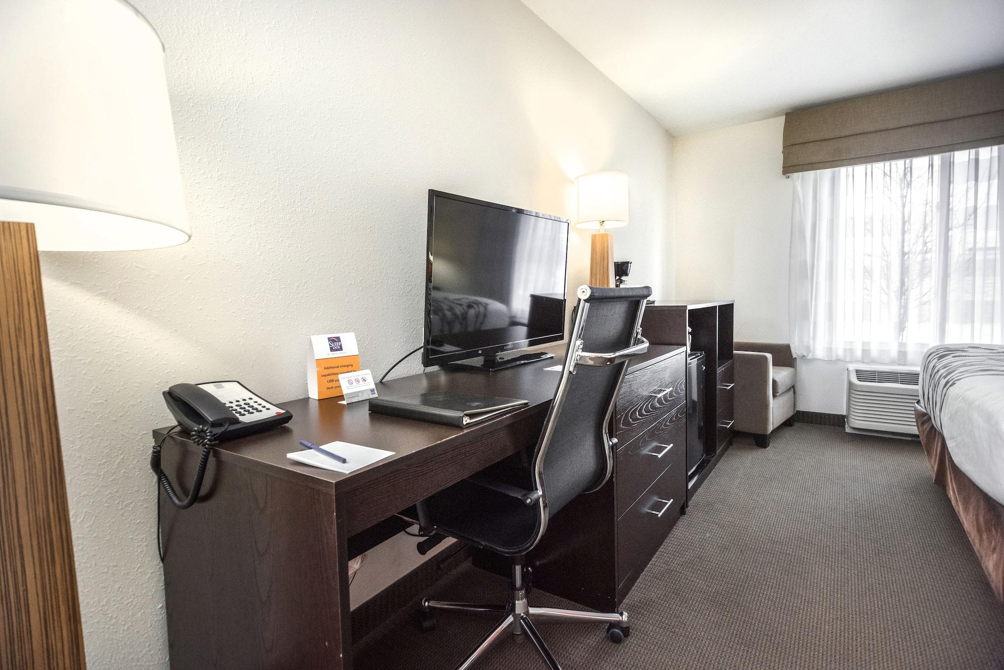 Hotel Sleep & And Conference Center Downtown Indianapolis