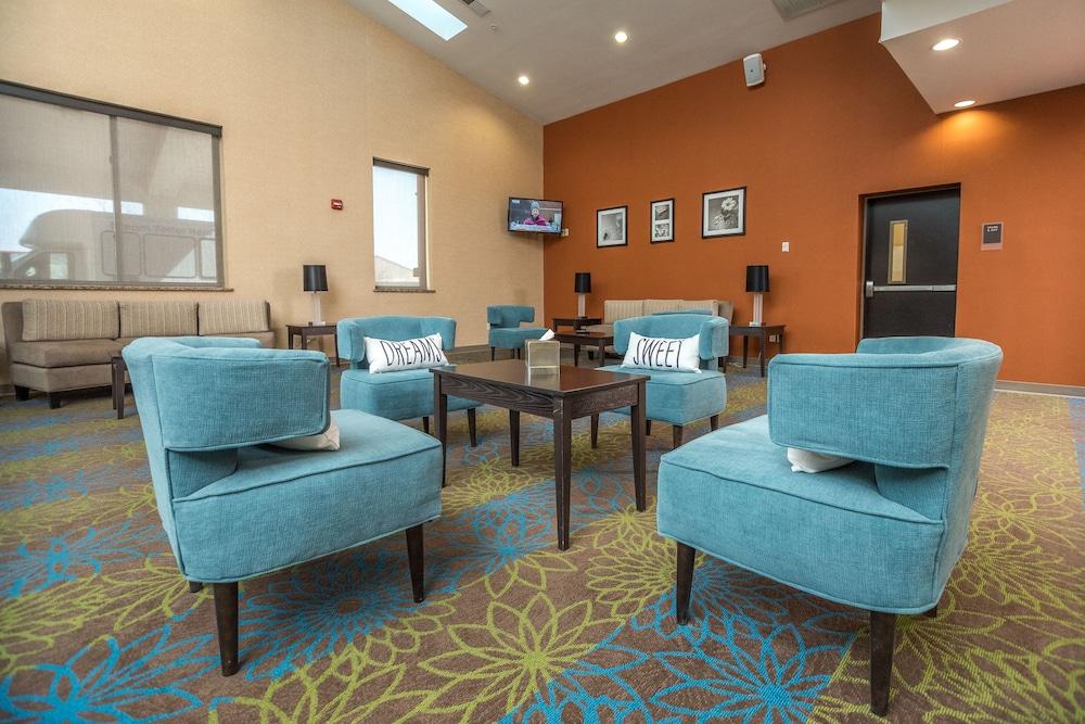 Sleep & And Conference Center Downtown Hotel