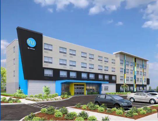 Tru By Hilton Lawrence, In Hotel