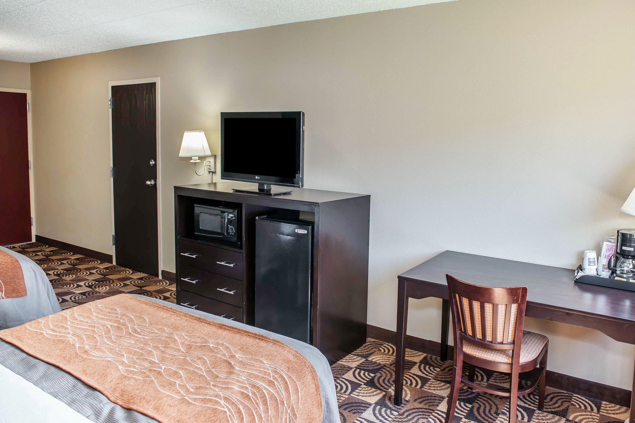 Comfort & North At The Pyramids Indianapolis