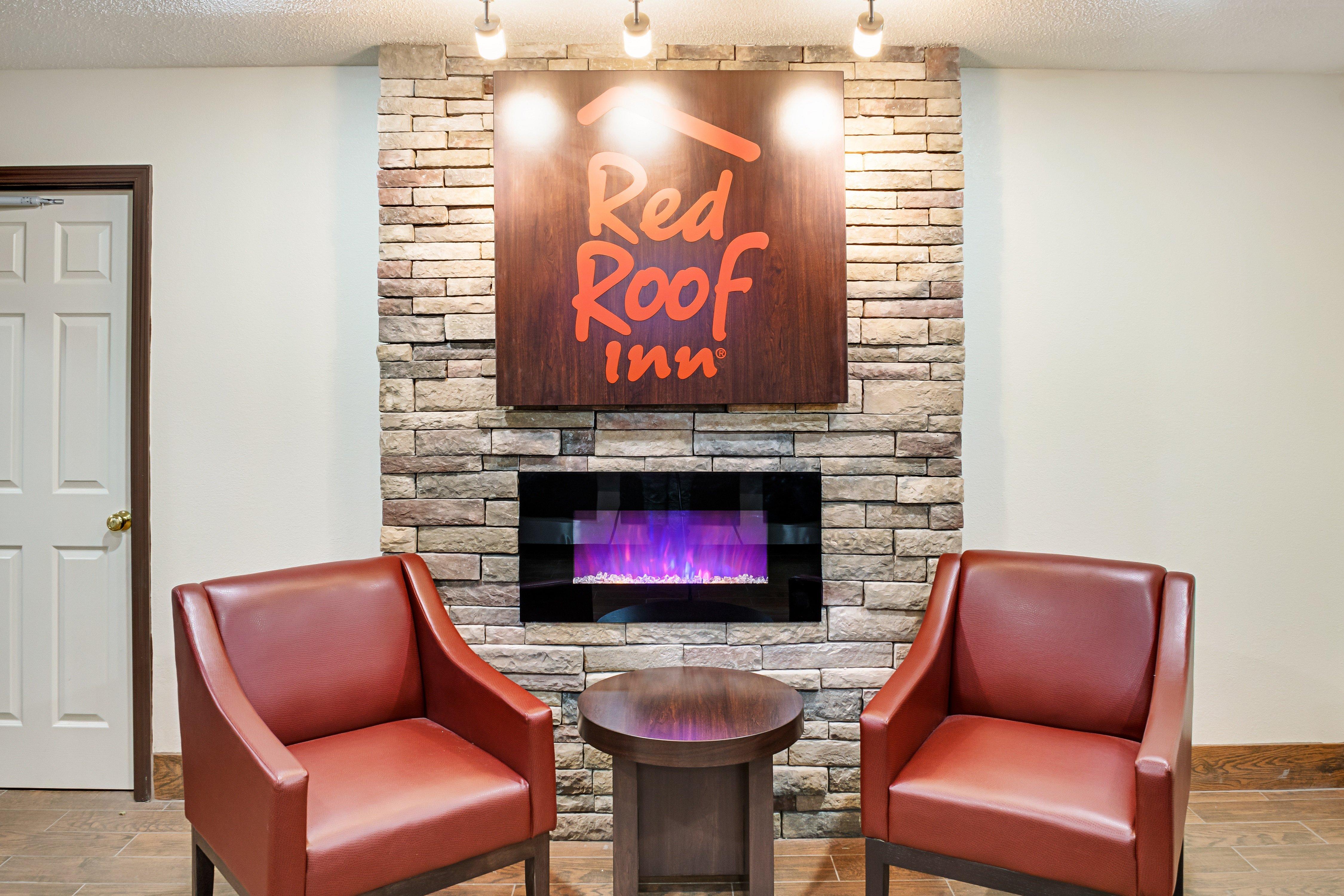 Red Roof East Motel 2*