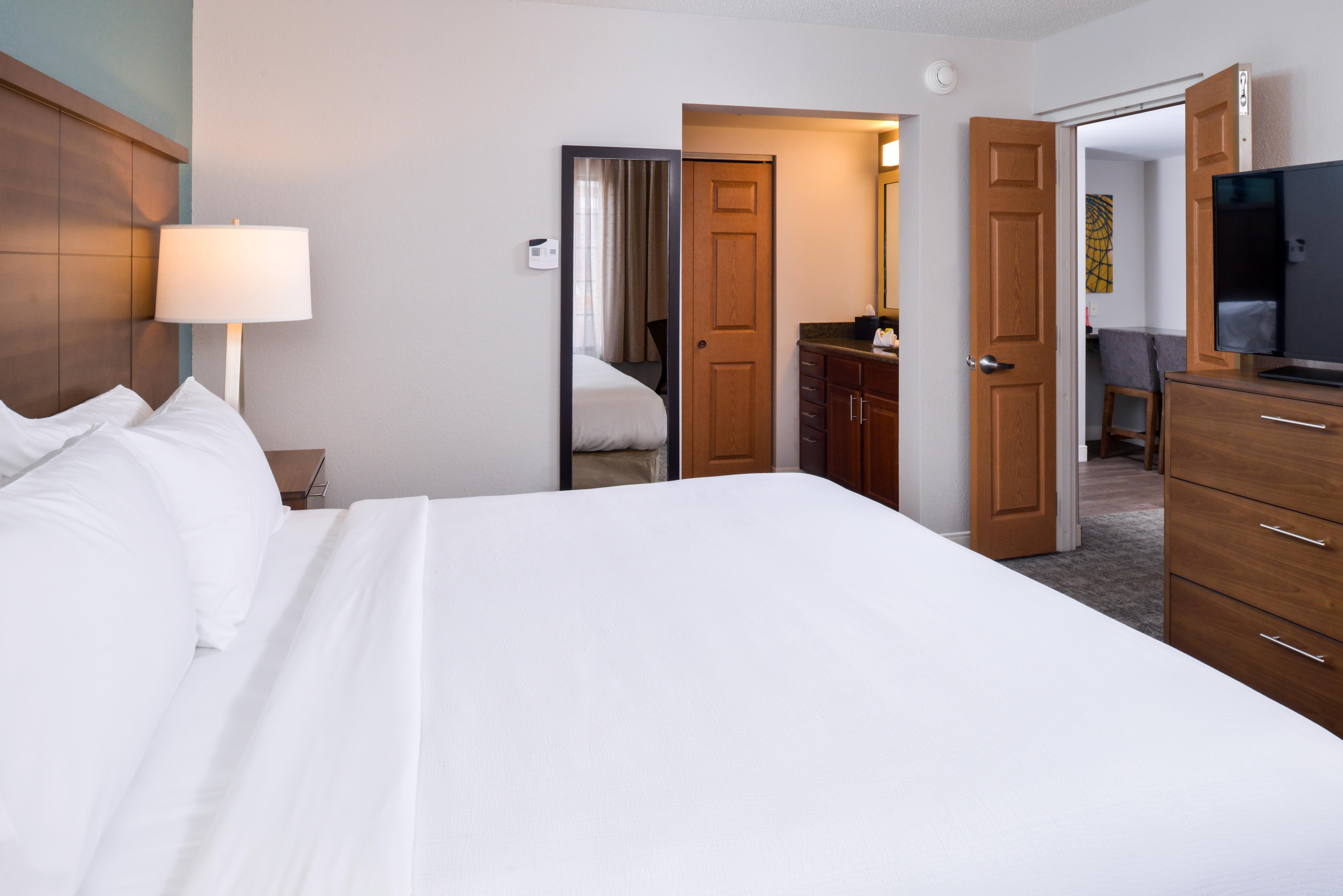 Hotel Staybridge Downtown-convention Center By Ihg Indianapolis