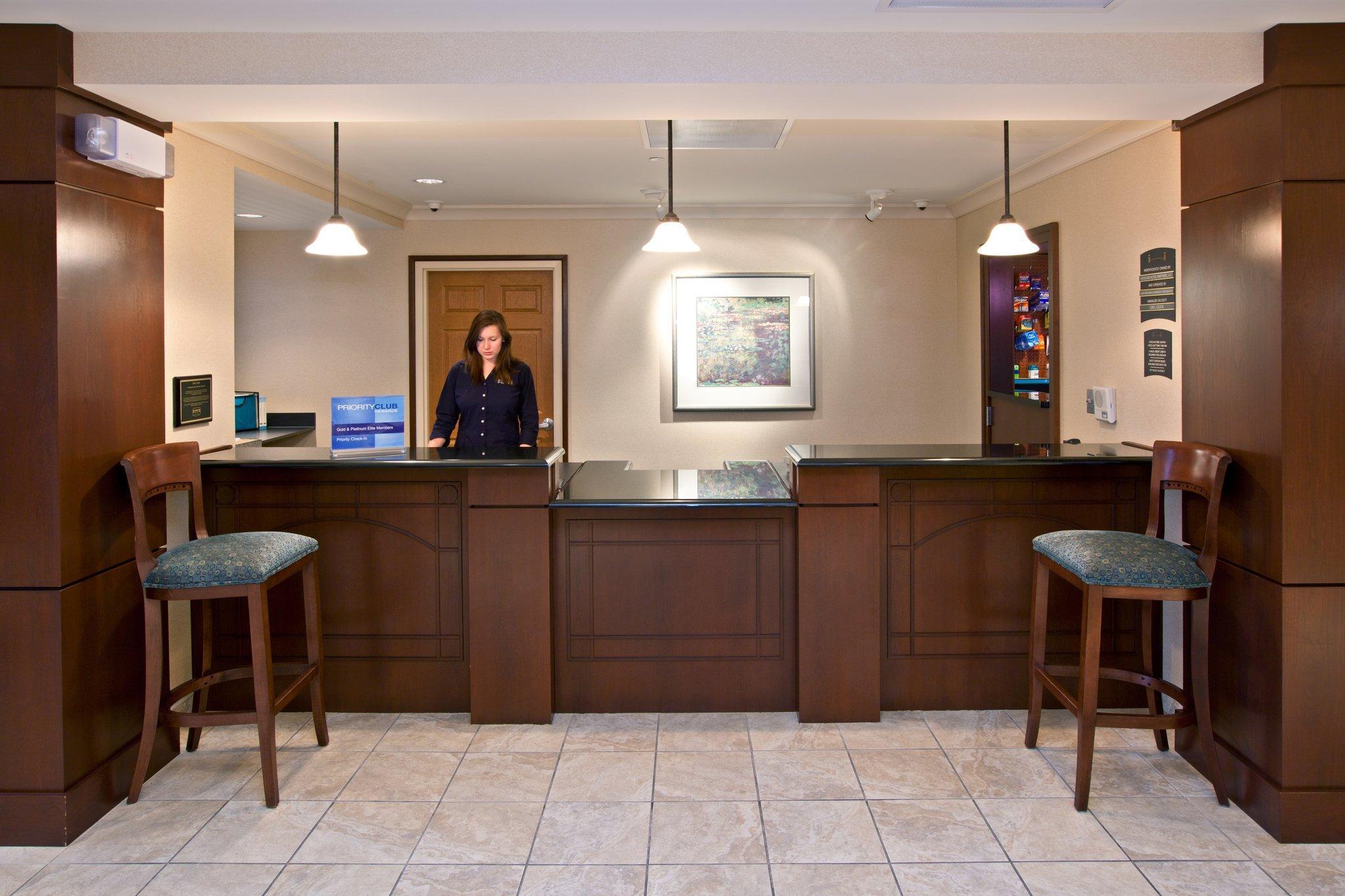 Staybridge Downtown-convention Center By Ihg Hotel Indianapolis