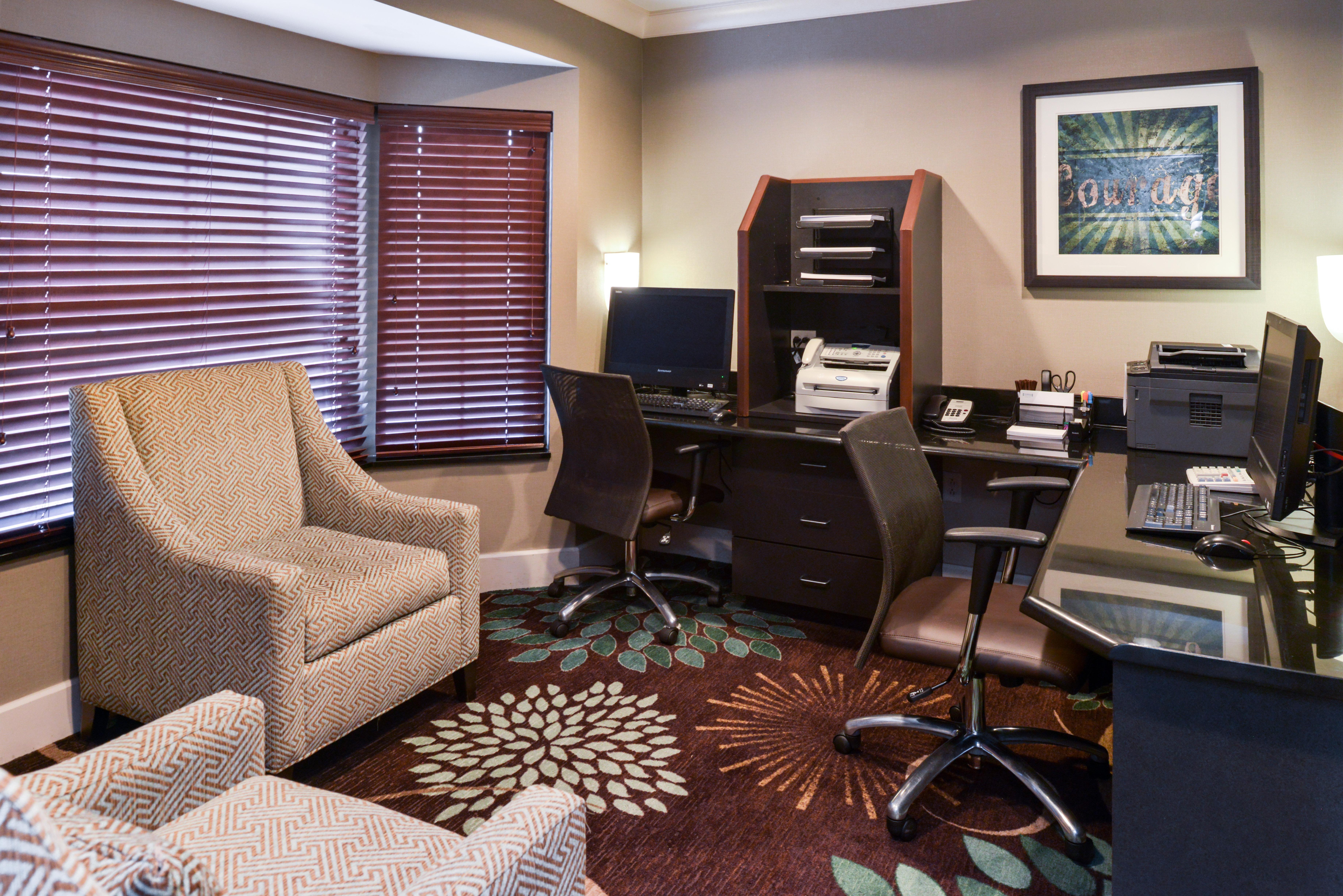 Staybridge Downtown-convention Center By Ihg Hotel Indianapolis