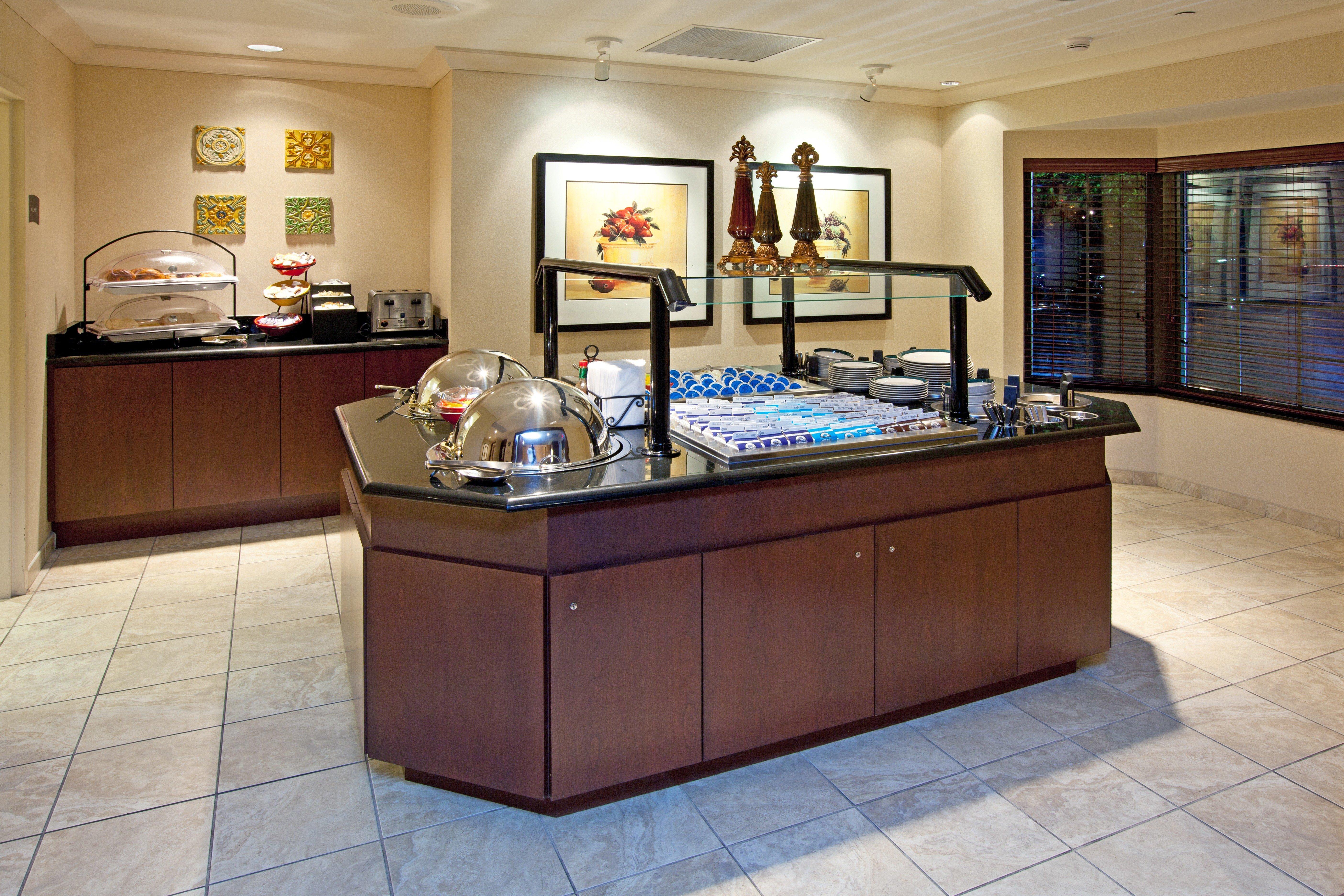 Staybridge Downtown-convention Center By Ihg Hotel 3*