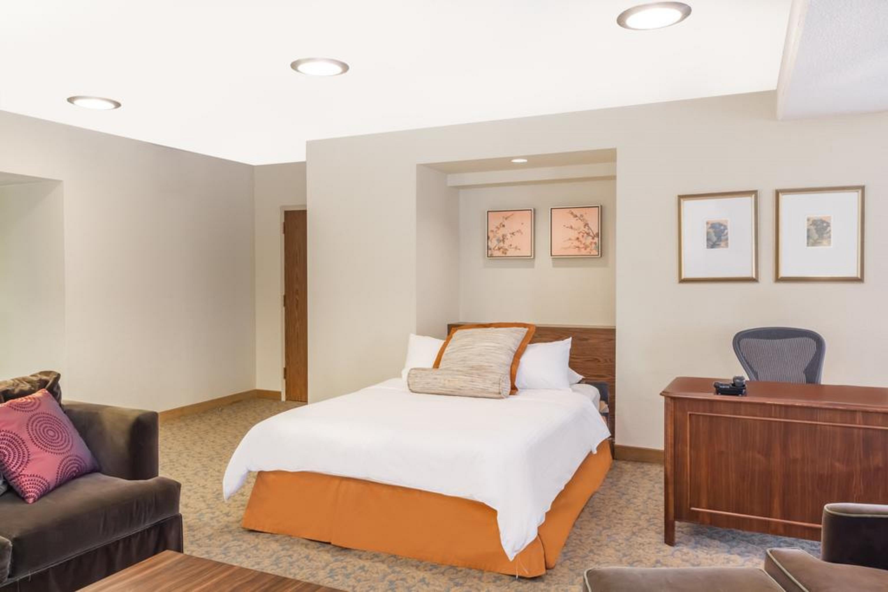 Hotel Wyndham Airport