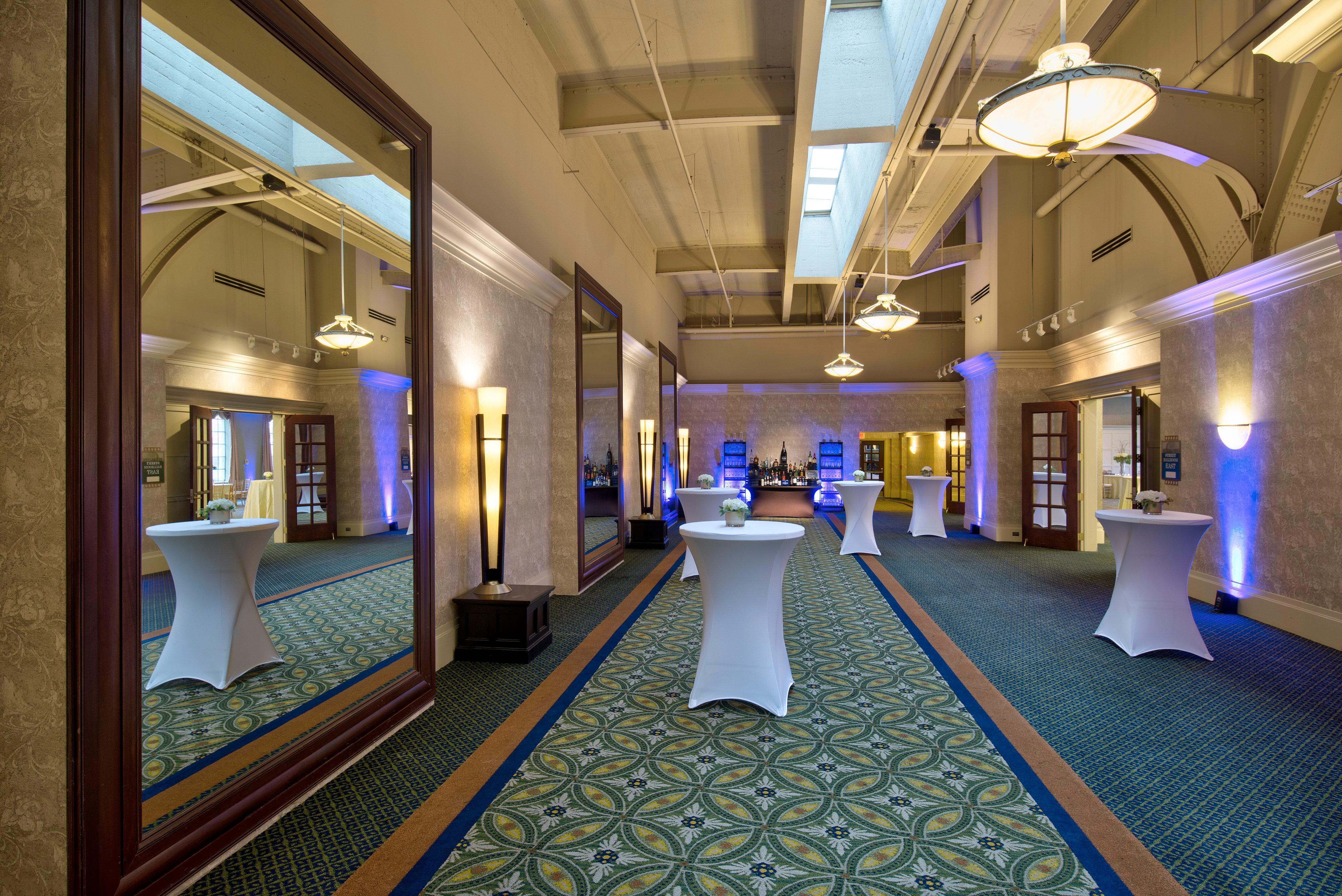 Crowne Plaza Indianapolis-dwtn-union Stn By Ihg Indianapolis