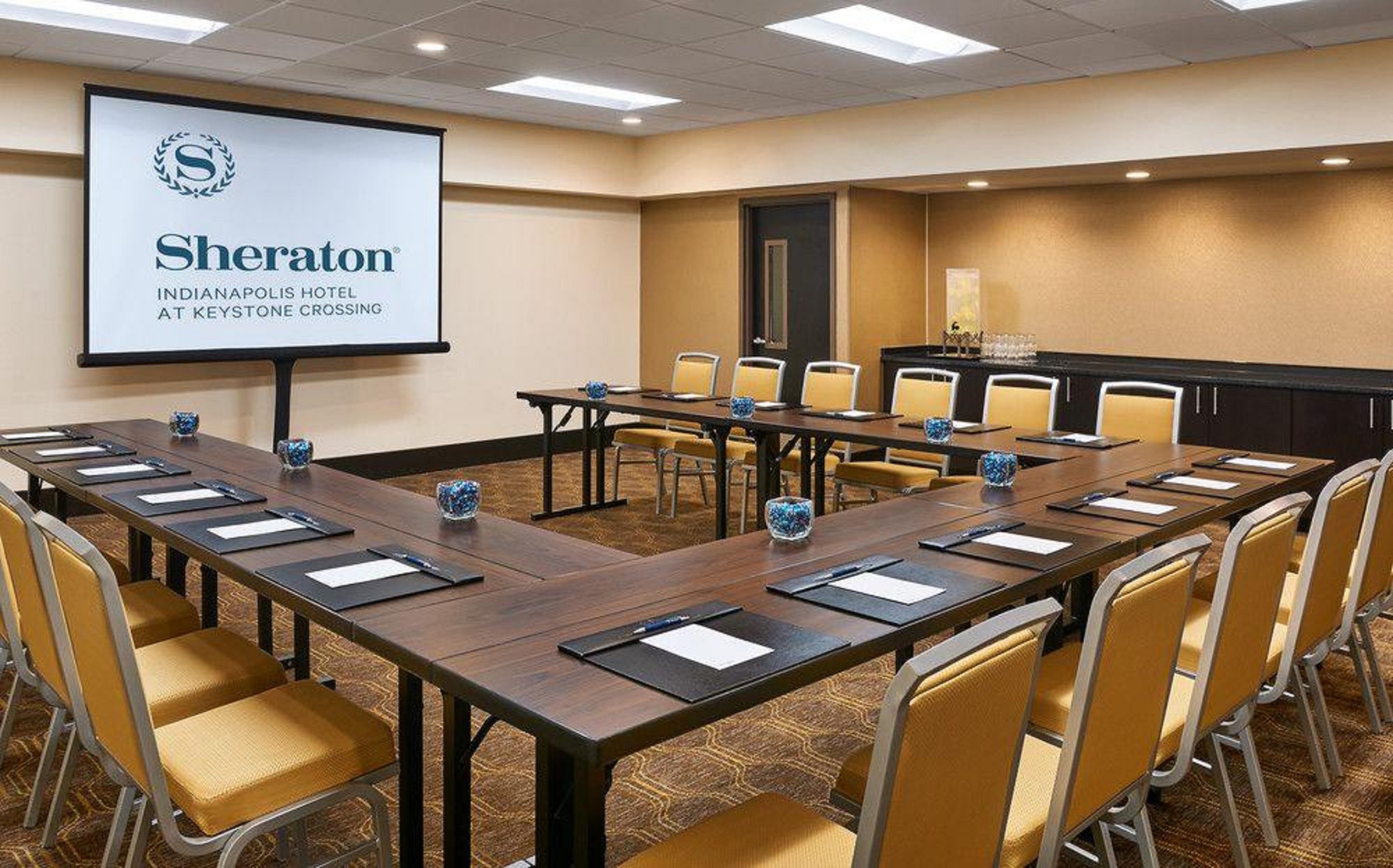 Sheraton At Keystone Crossing