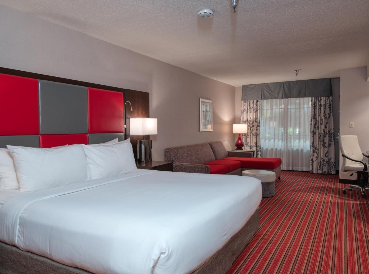 Crowne Plaza Indianapolis-dwtn-union Stn By Ihg 4* Indianapolis