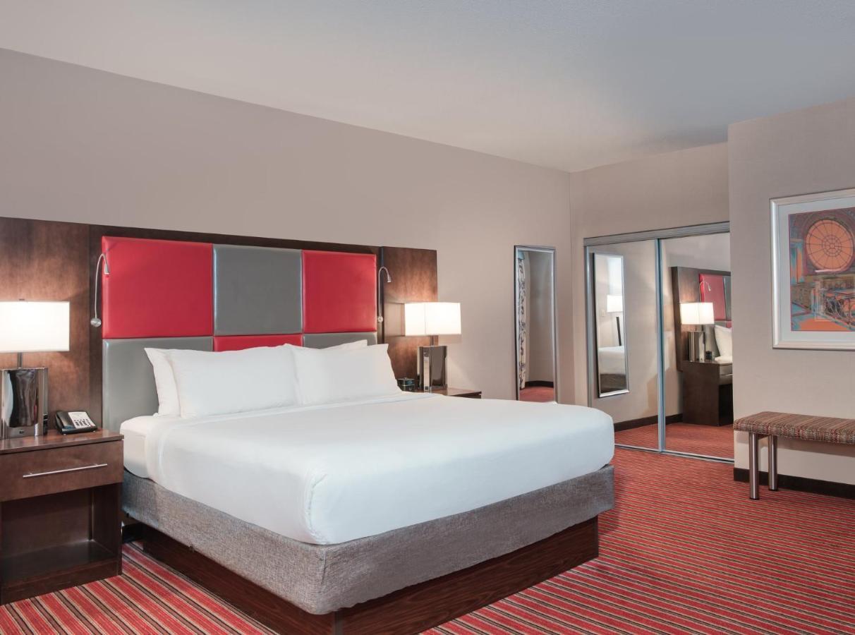 Crowne Plaza Indianapolis-dwtn-union Stn By Ihg 4* Indianapolis