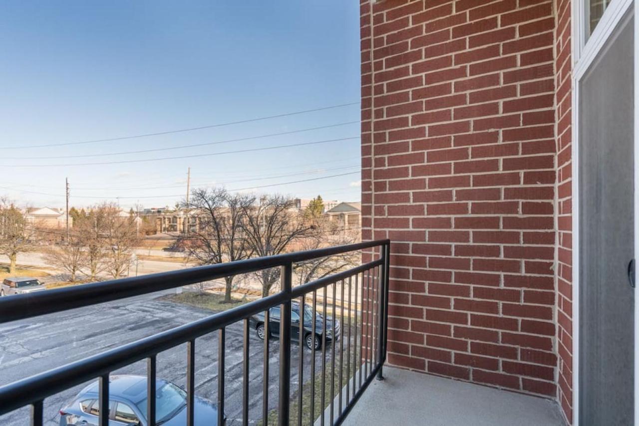 Private Bedroom Downtown Indy - Shared * Indianapolis