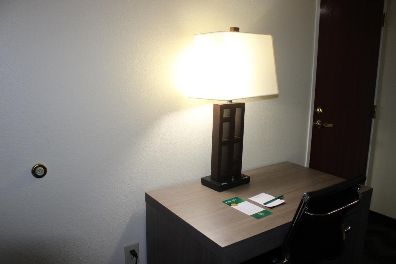 Hotel Quality Indianapolis