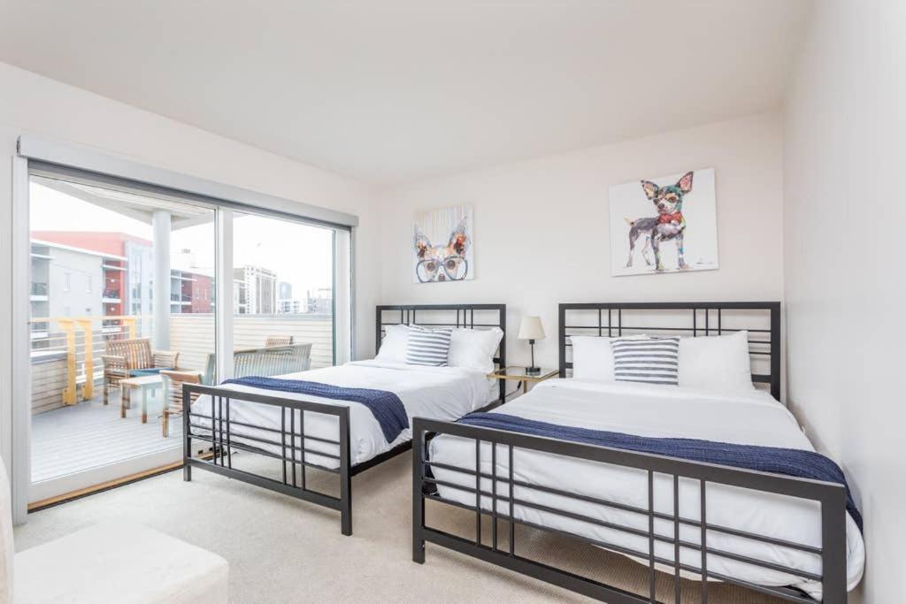 Upscale 3br Penthouse By Cozysuites Holiday home