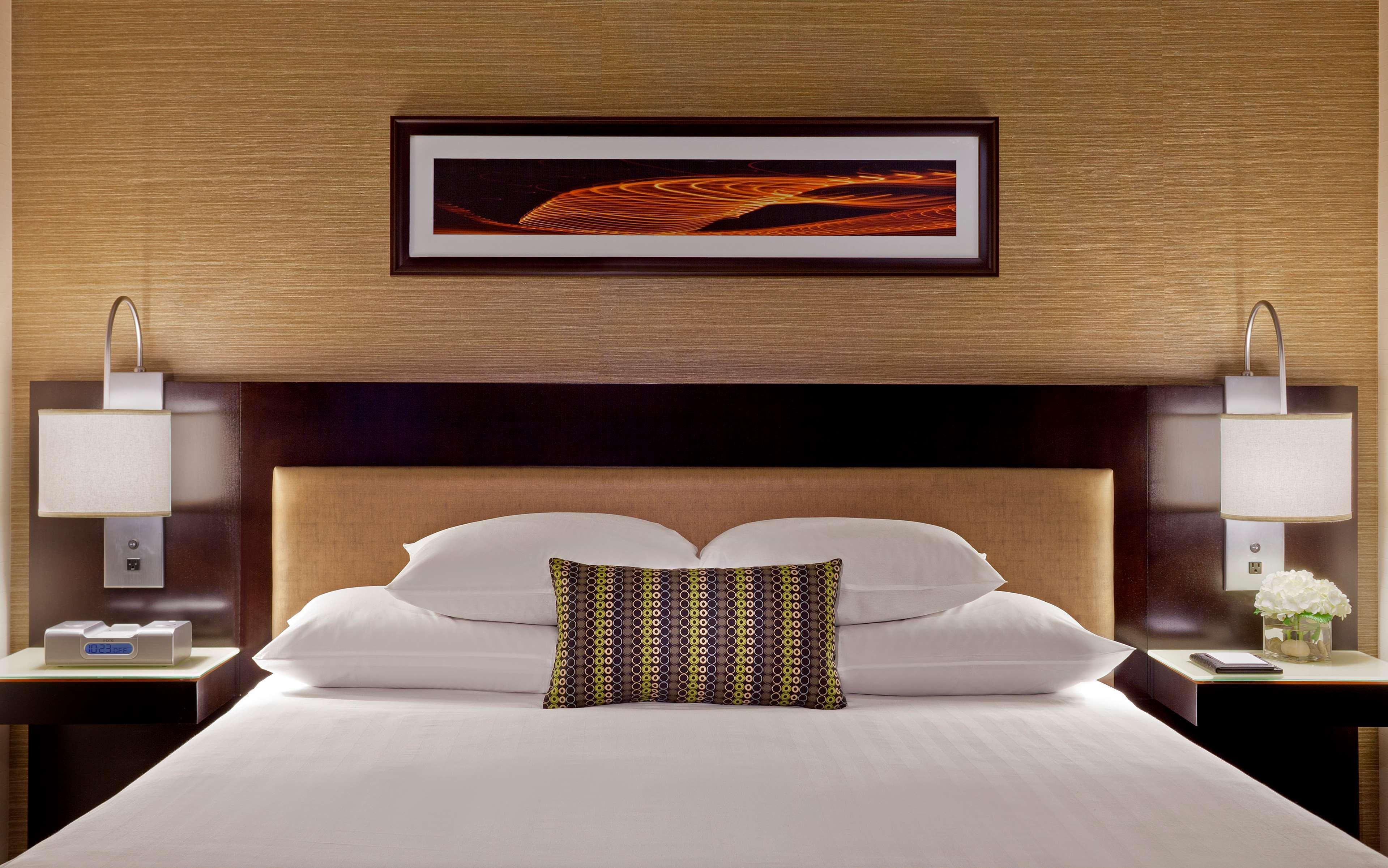 Hyatt Regency At State Capitol Hotel