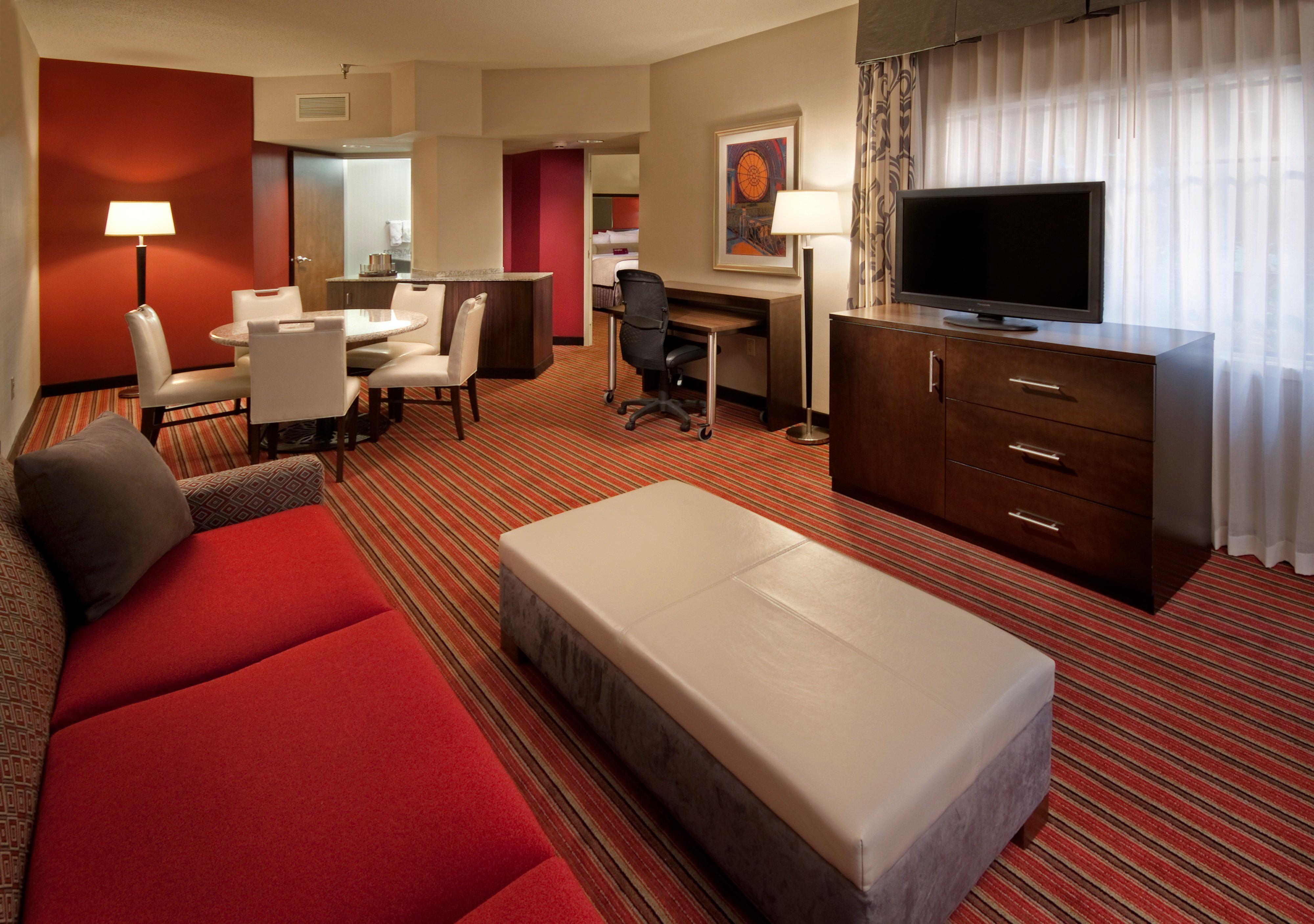 Crowne Plaza Indianapolis-dwtn-union Stn By Ihg 4* Indianapolis