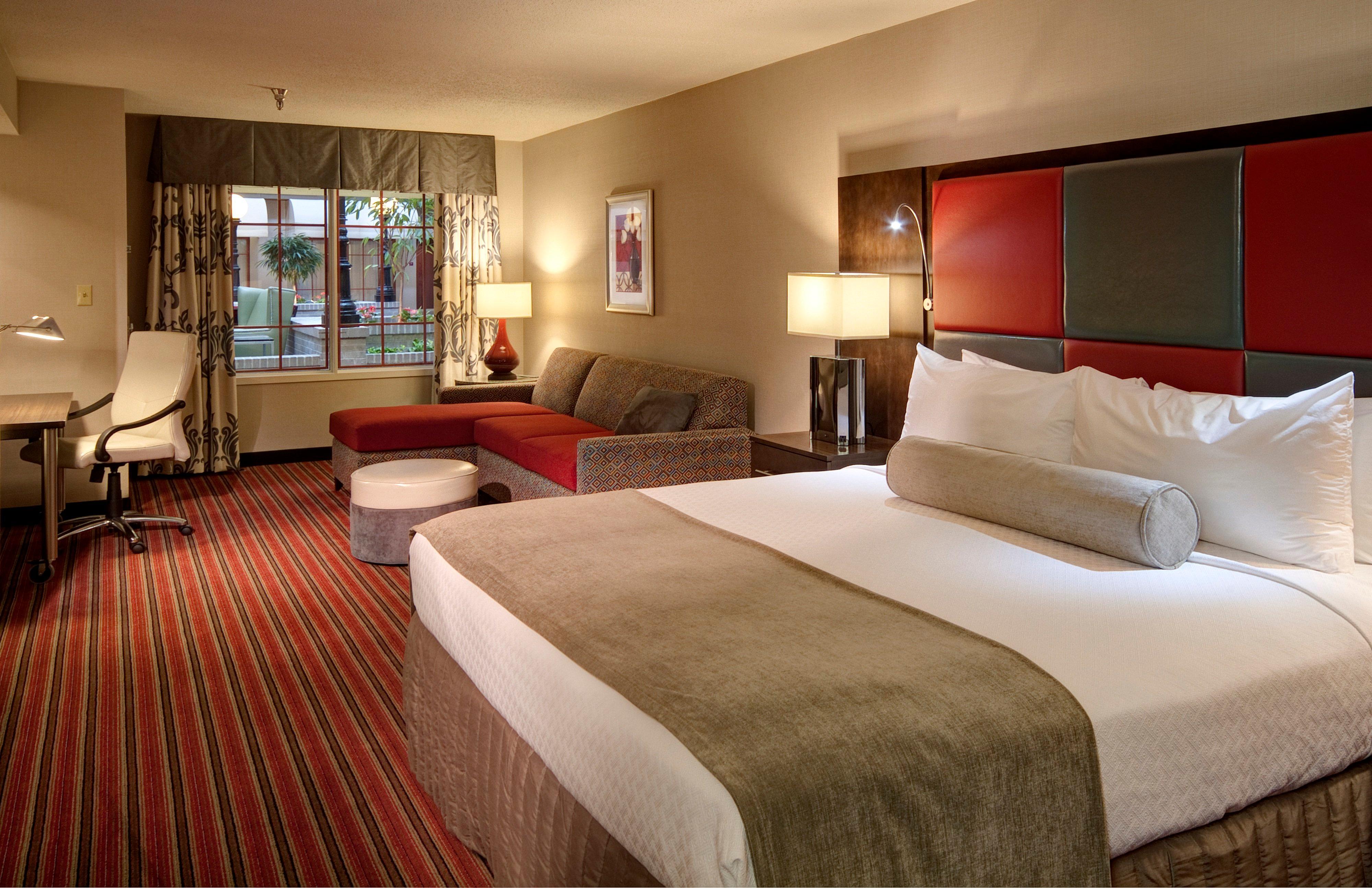 Crowne Plaza Indianapolis-dwtn-union Stn By Ihg Indianapolis