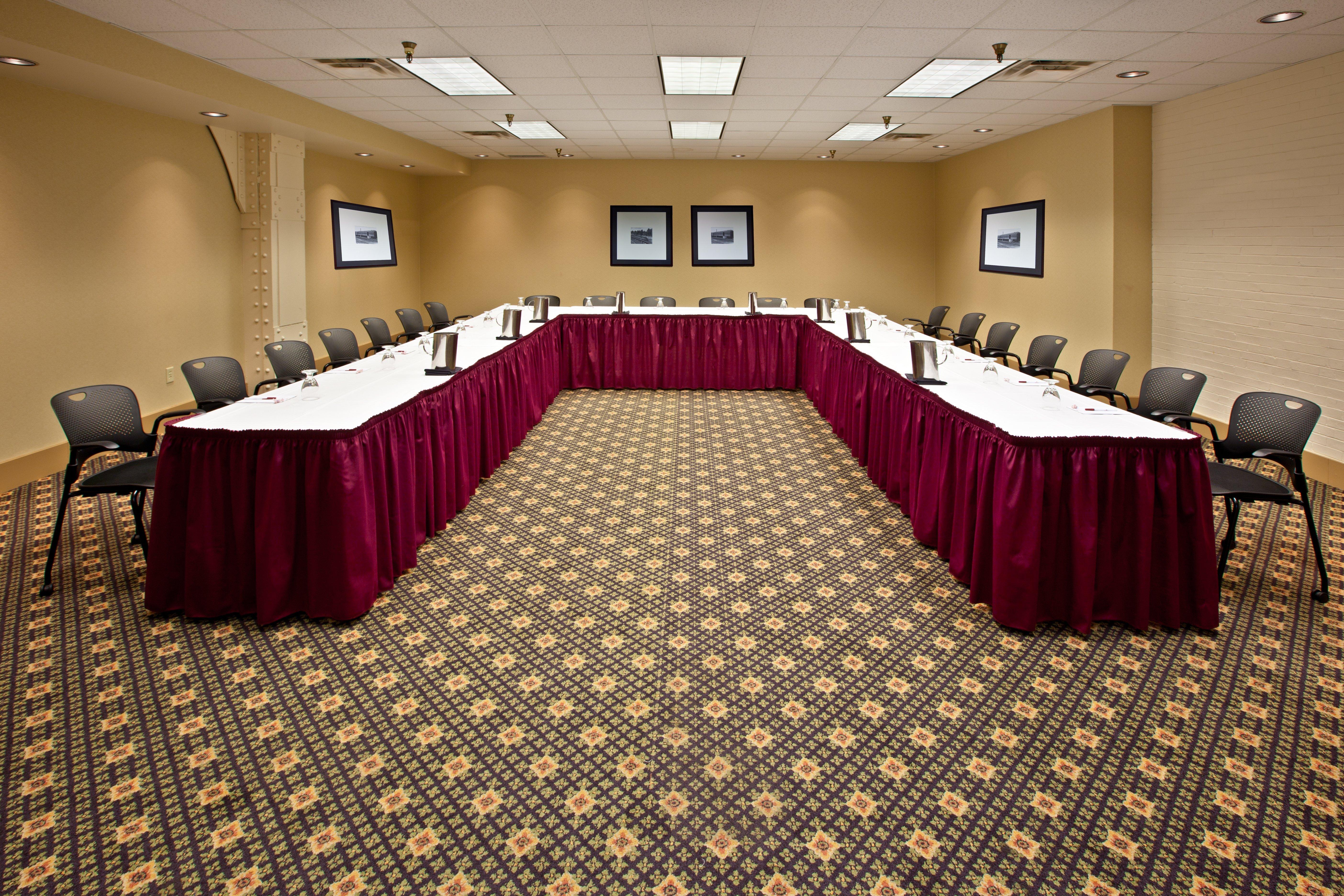 Crowne Plaza Indianapolis-dwtn-union Stn By Ihg Indianapolis