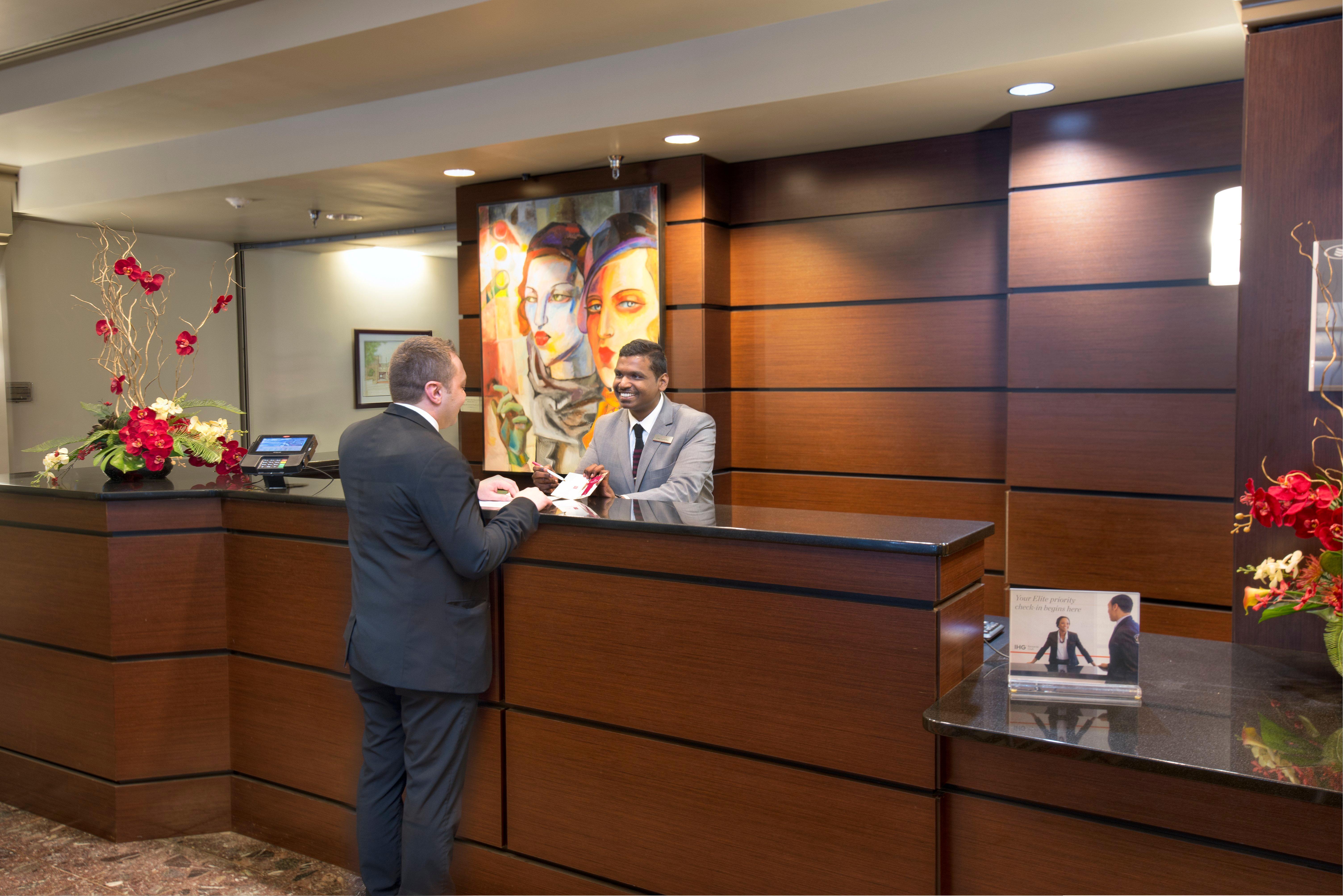 Crowne Plaza Indianapolis-dwtn-union Stn By Ihg Hotel