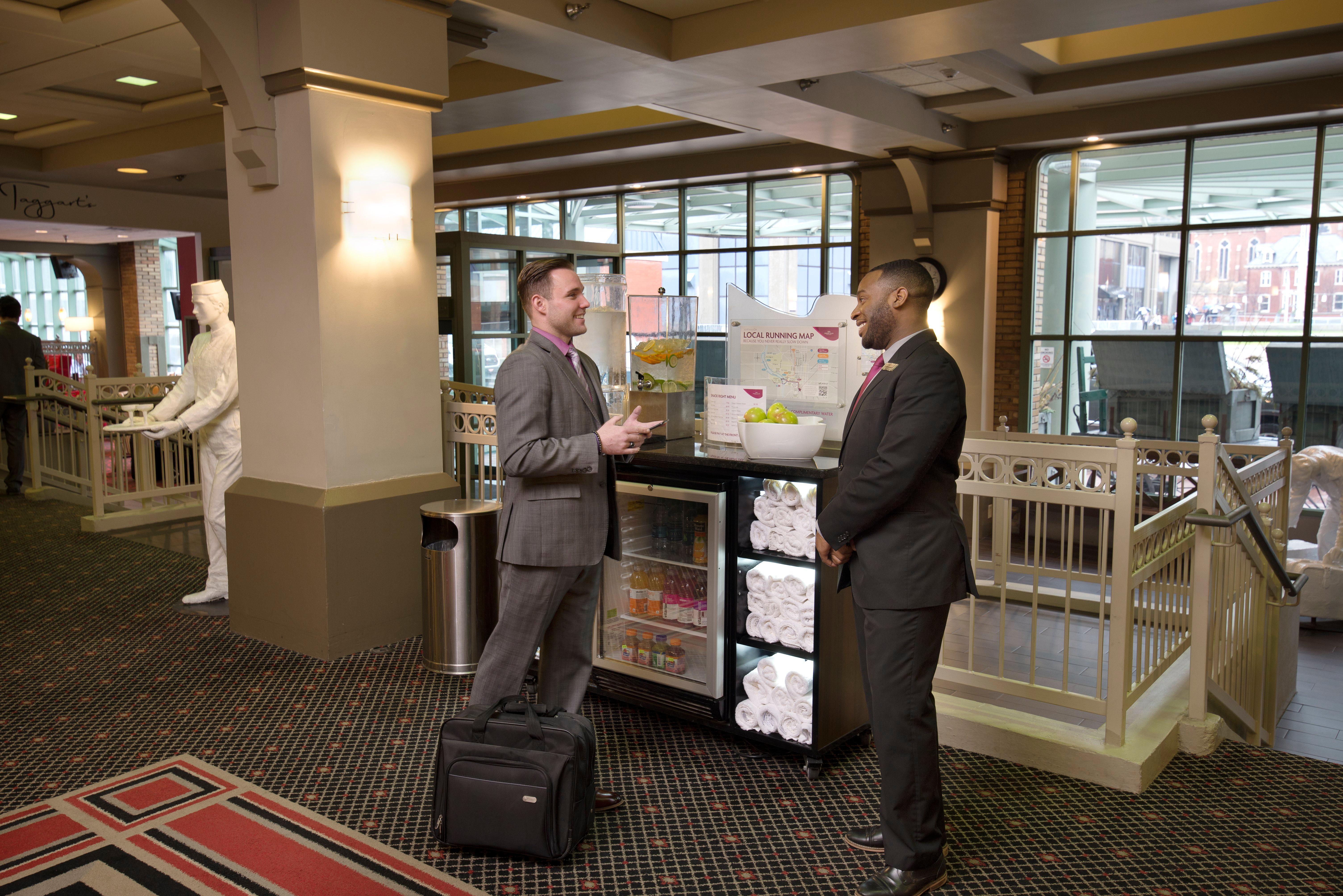 Crowne Plaza Indianapolis-dwtn-union Stn By Ihg Hotel Indianapolis