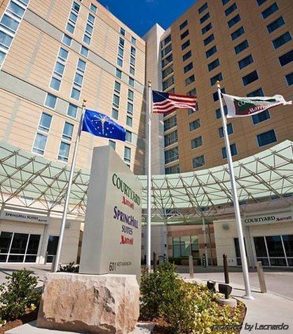 Springhill Downtown Hotel 3*