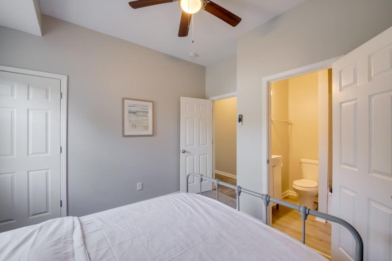 With Porch - Close To Mile Square! * Indianapolis
