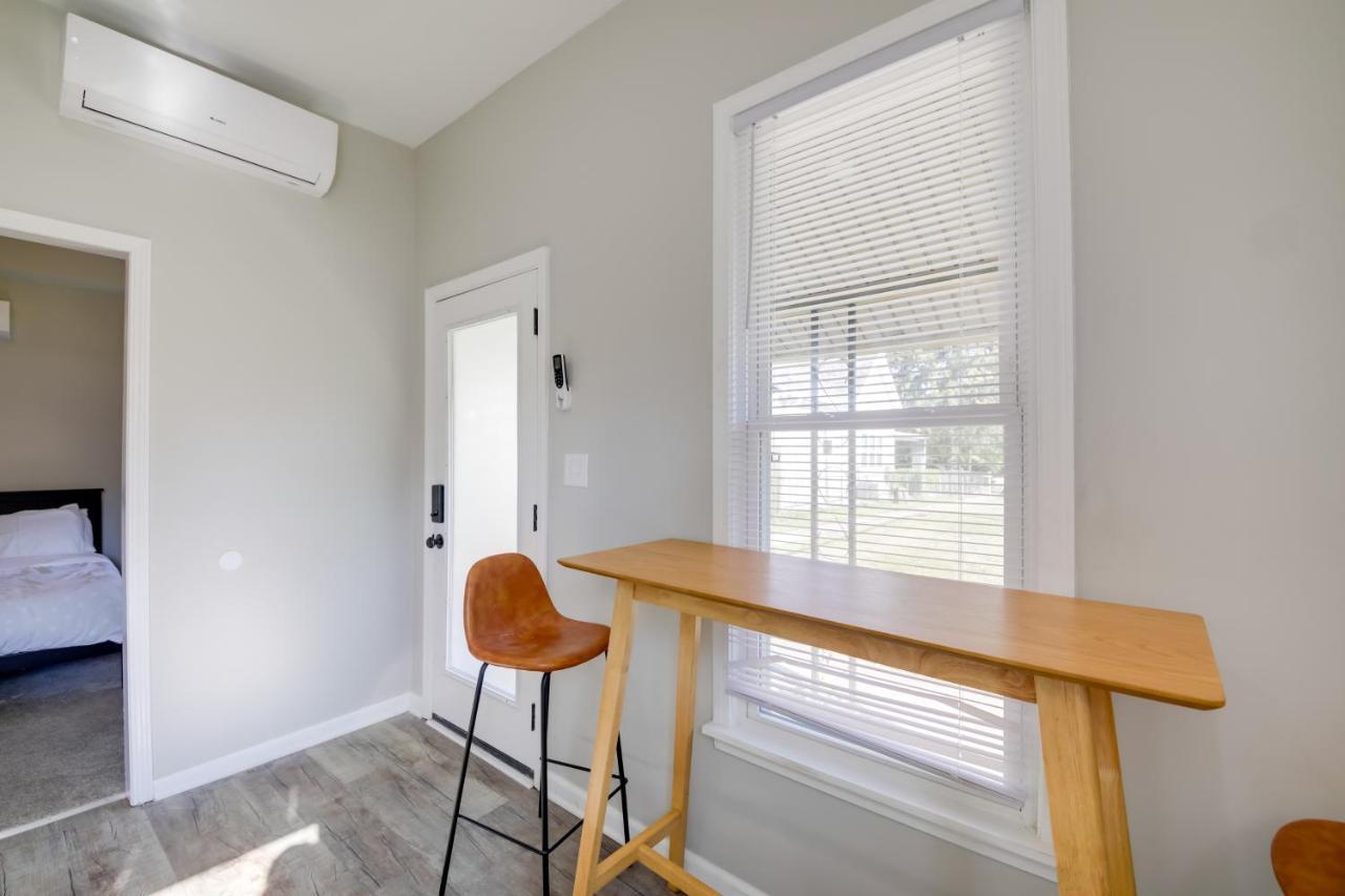 With Porch - Close To Mile Square! *
