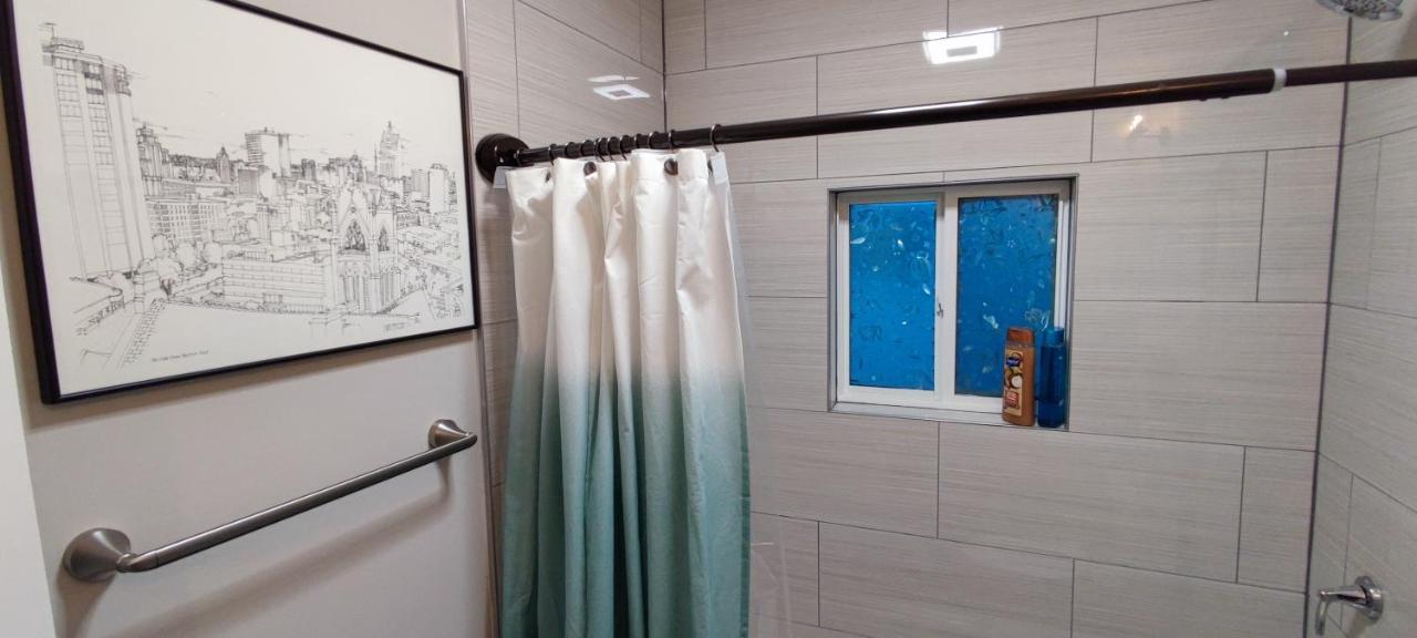 Tranquil Oasis - Private -near Downtown Homestay