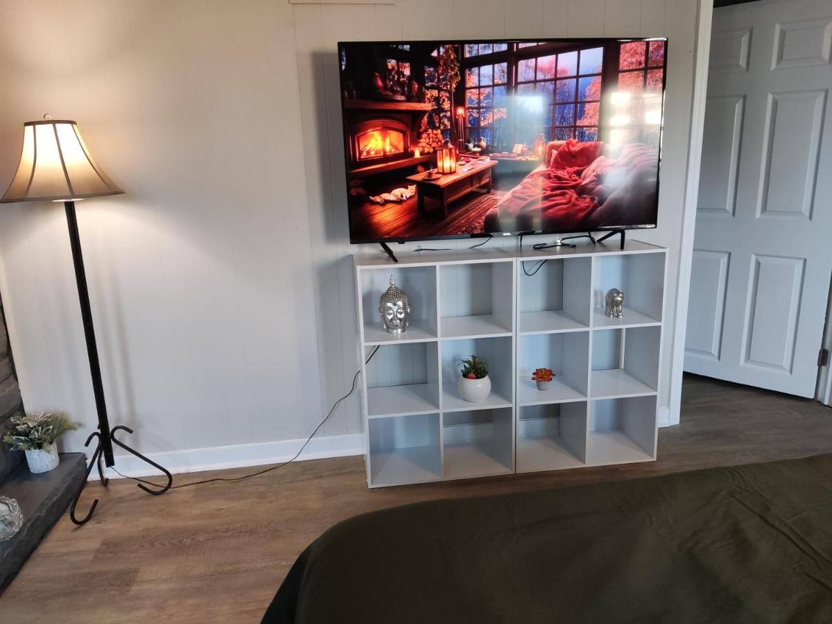 Homestay Tranquil Oasis - Private -near Downtown